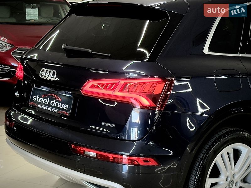 Внедорожник / Кроссовер Audi Q5 2019 в Николаеве
