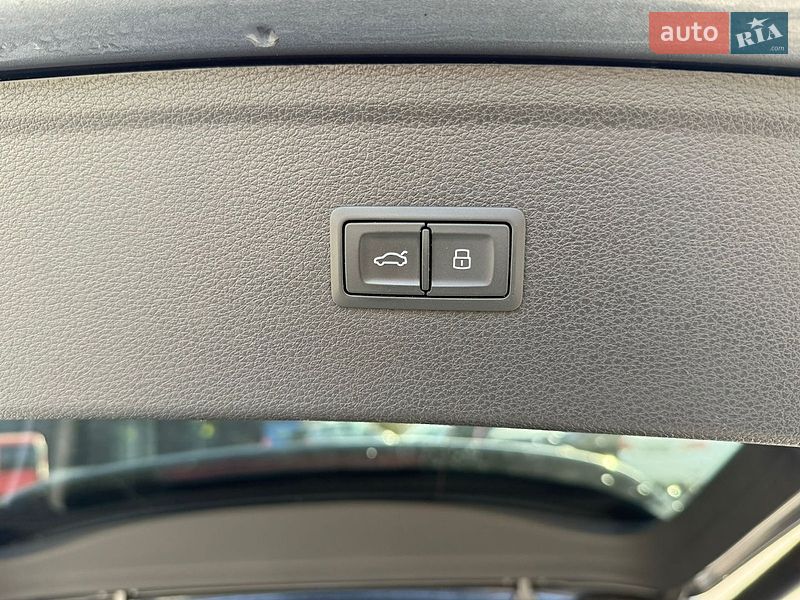 Позашляховик / Кросовер Audi Q5 2017 в Києві