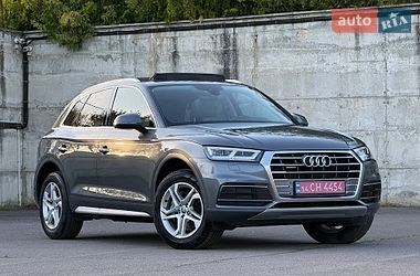 Внедорожник / Кроссовер Audi Q5 2018 в Ровно