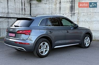 Внедорожник / Кроссовер Audi Q5 2018 в Ровно