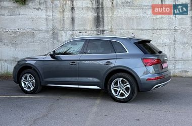 Внедорожник / Кроссовер Audi Q5 2018 в Ровно