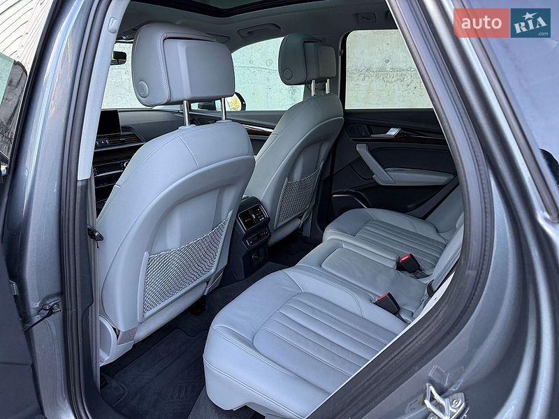 Внедорожник / Кроссовер Audi Q5 2018 в Ровно