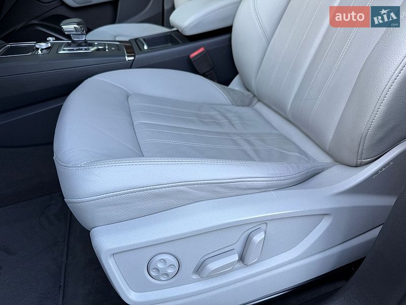 Внедорожник / Кроссовер Audi Q5 2018 в Ровно