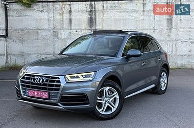 Внедорожник / Кроссовер Audi Q5 2018 в Ровно