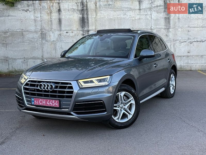 Внедорожник / Кроссовер Audi Q5 2018 в Ровно