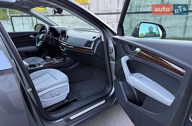 Внедорожник / Кроссовер Audi Q5 2018 в Ровно