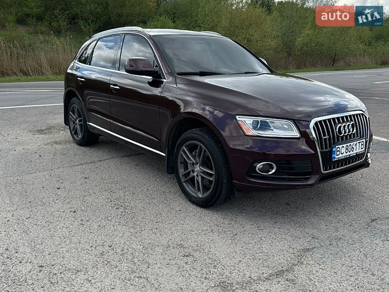 Внедорожник / Кроссовер Audi Q5 2015 в Городке