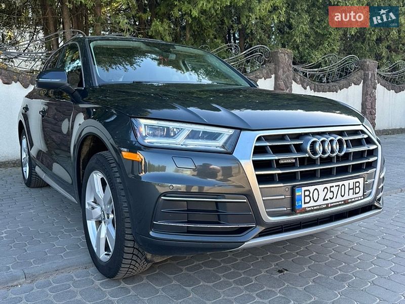 Внедорожник / Кроссовер Audi Q5 2017 в Тернополе