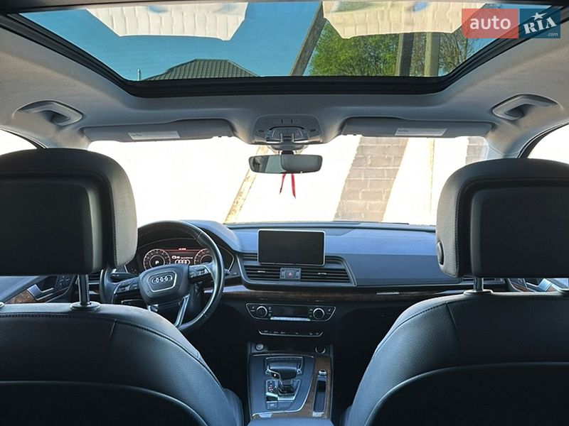 Внедорожник / Кроссовер Audi Q5 2017 в Тернополе