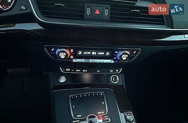 Внедорожник / Кроссовер Audi Q5 2019 в Чорткове