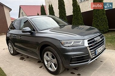 Внедорожник / Кроссовер Audi Q5 2019 в Чорткове