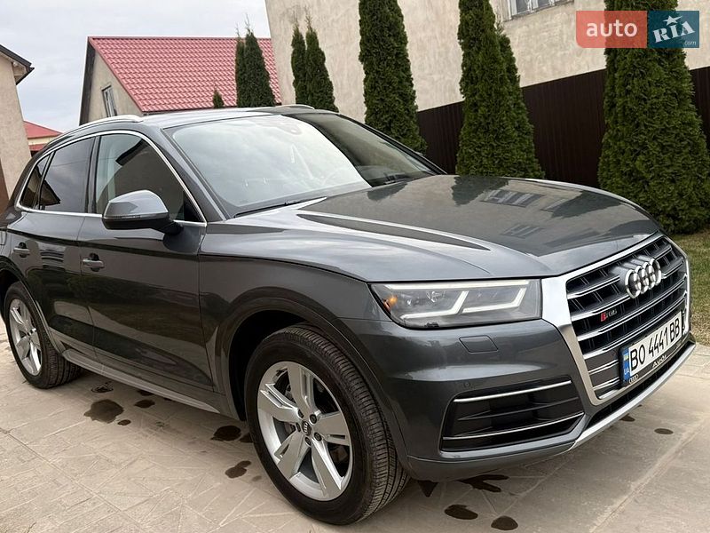 Внедорожник / Кроссовер Audi Q5 2019 в Чорткове