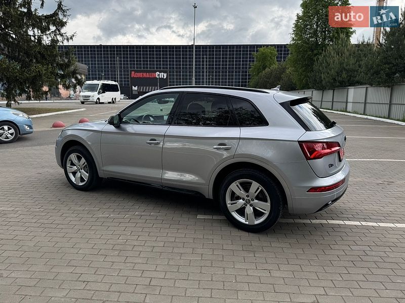 Внедорожник / Кроссовер Audi Q5 2019 в Луцке