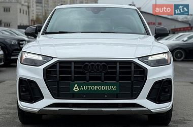 Внедорожник / Кроссовер Audi Q5 2021 в Киеве