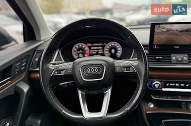Внедорожник / Кроссовер Audi Q5 2021 в Киеве