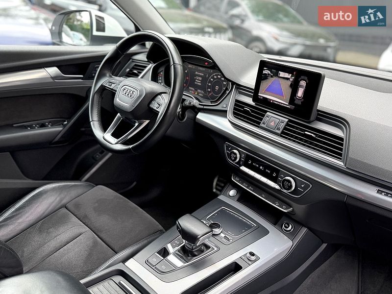 Внедорожник / Кроссовер Audi Q5 2017 в Киеве