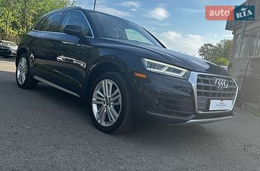 Позашляховик / Кросовер Audi Q5 2018 в Луцьку