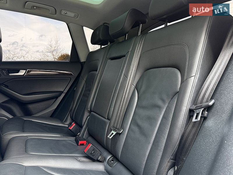 Позашляховик / Кросовер Audi Q5 2015 в Дрогобичі
