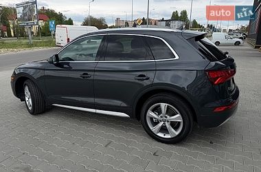 Внедорожник / Кроссовер Audi Q5 2019 в Тернополе