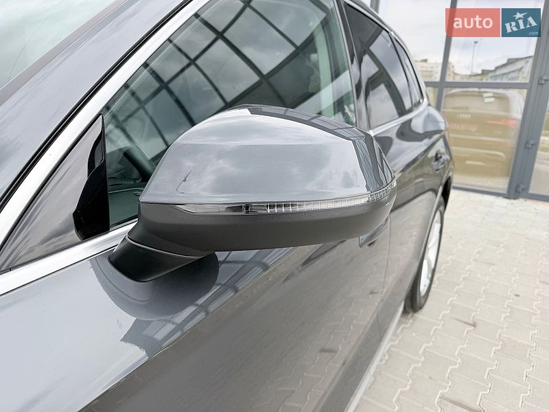 Внедорожник / Кроссовер Audi Q5 2019 в Тернополе