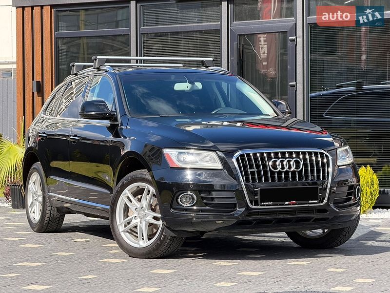 Внедорожник / Кроссовер Audi Q5 2015 в Ужгороде