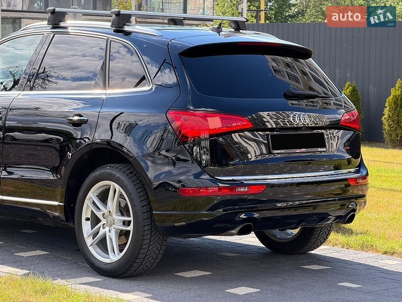 Внедорожник / Кроссовер Audi Q5 2015 в Ужгороде