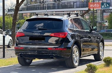 Внедорожник / Кроссовер Audi Q5 2015 в Ужгороде