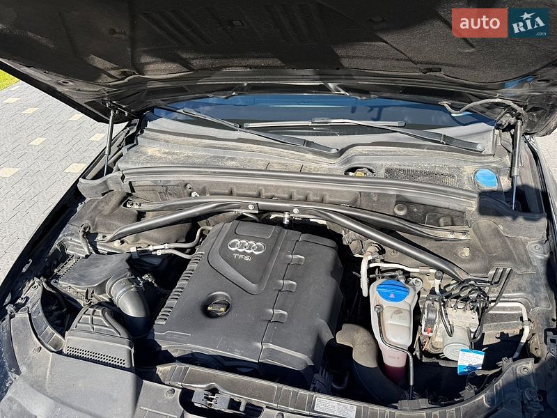 Внедорожник / Кроссовер Audi Q5 2015 в Ужгороде