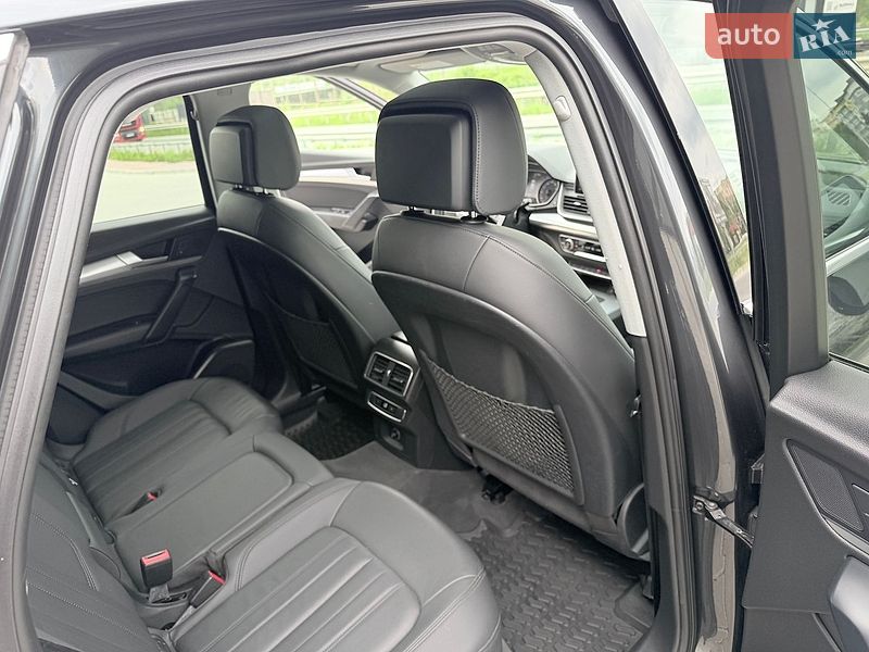 Внедорожник / Кроссовер Audi Q5 2019 в Тернополе