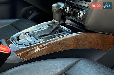 Внедорожник / Кроссовер Audi Q5 2015 в Ужгороде