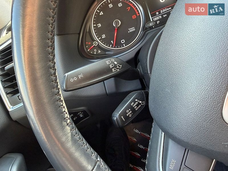 Внедорожник / Кроссовер Audi Q5 2015 в Ужгороде