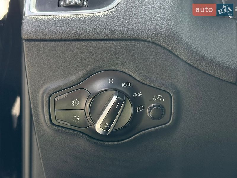 Внедорожник / Кроссовер Audi Q5 2011 в Львове