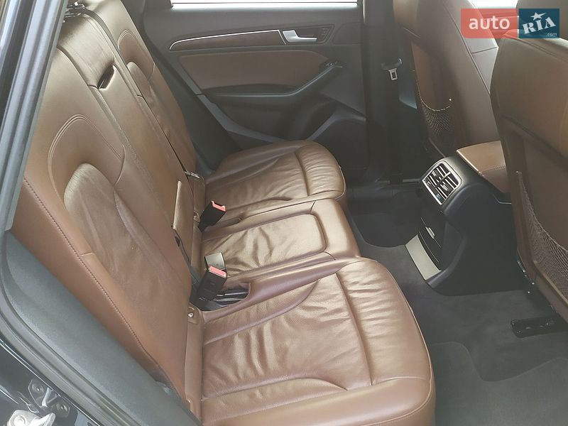 Внедорожник / Кроссовер Audi Q5 2015 в Дубно