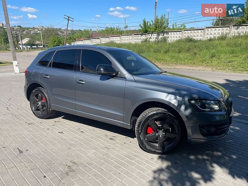 Позашляховик / Кросовер Audi Q5 2011 в Новоархангельську