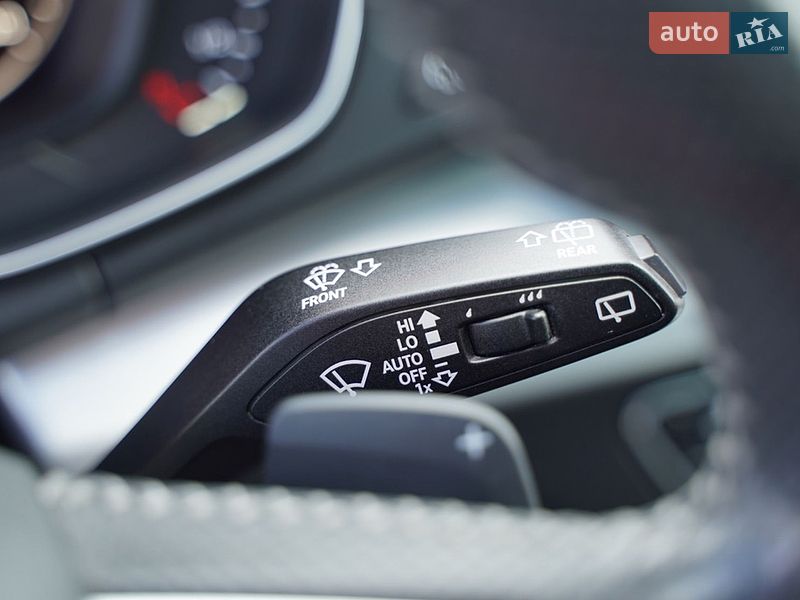Позашляховик / Кросовер Audi Q5 2018 в Львові