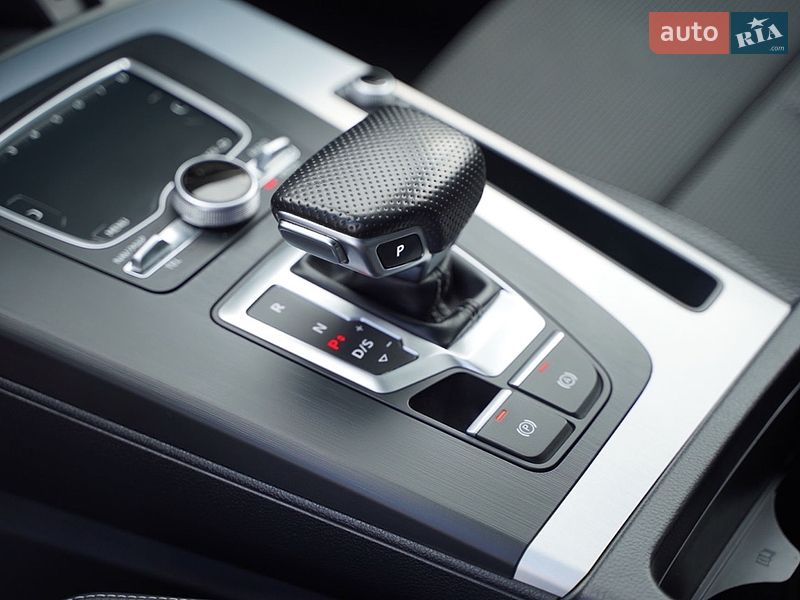 Позашляховик / Кросовер Audi Q5 2018 в Львові