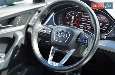 Позашляховик / Кросовер Audi Q5 2018 в Львові