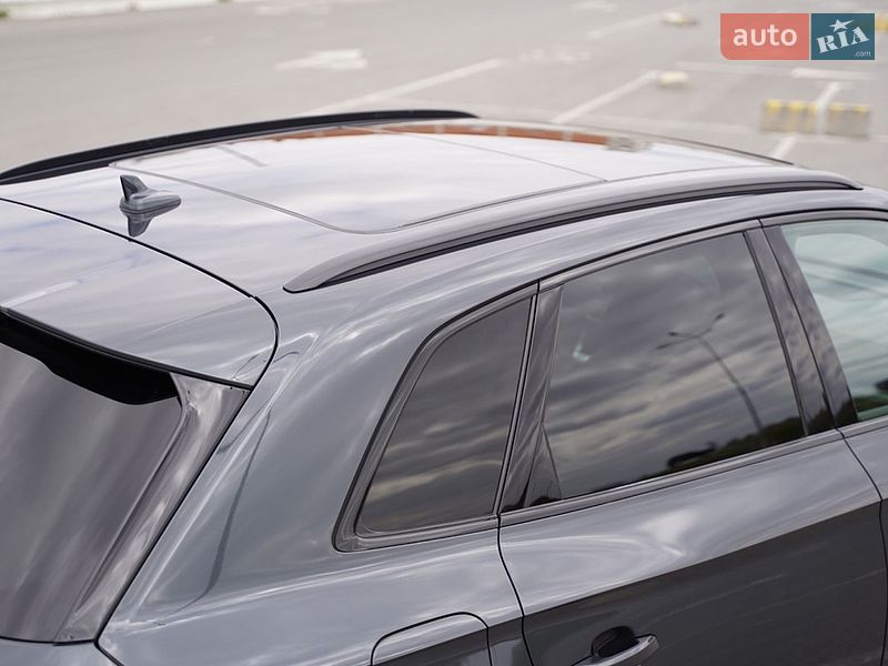 Позашляховик / Кросовер Audi Q5 2018 в Львові