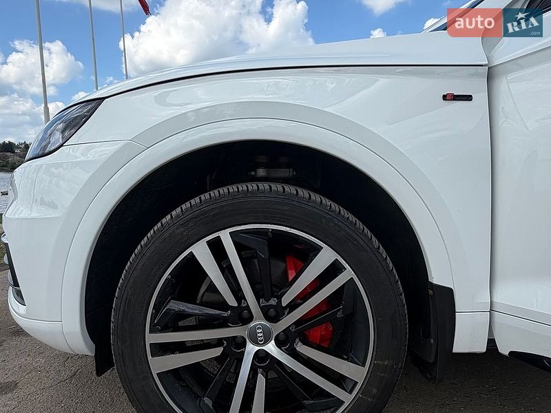 Позашляховик / Кросовер Audi Q5 2018 в Балті