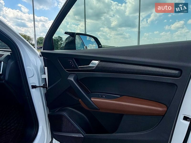 Позашляховик / Кросовер Audi Q5 2018 в Балті