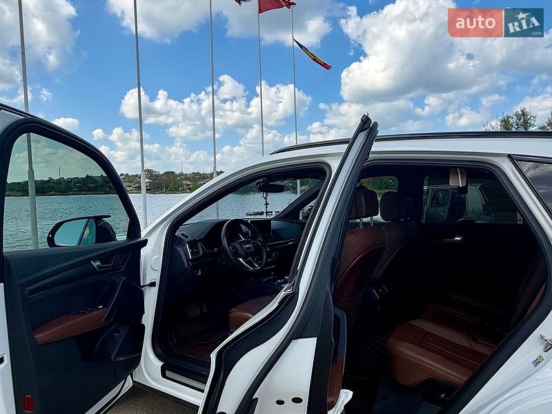 Позашляховик / Кросовер Audi Q5 2018 в Балті