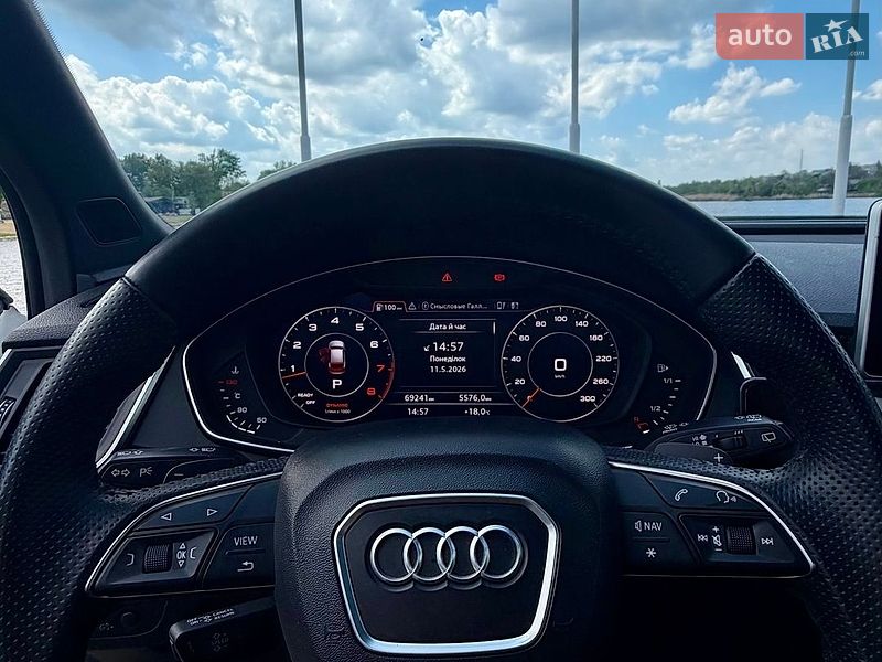 Позашляховик / Кросовер Audi Q5 2018 в Балті