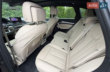 Позашляховик / Кросовер Audi Q5 2024 в Києві