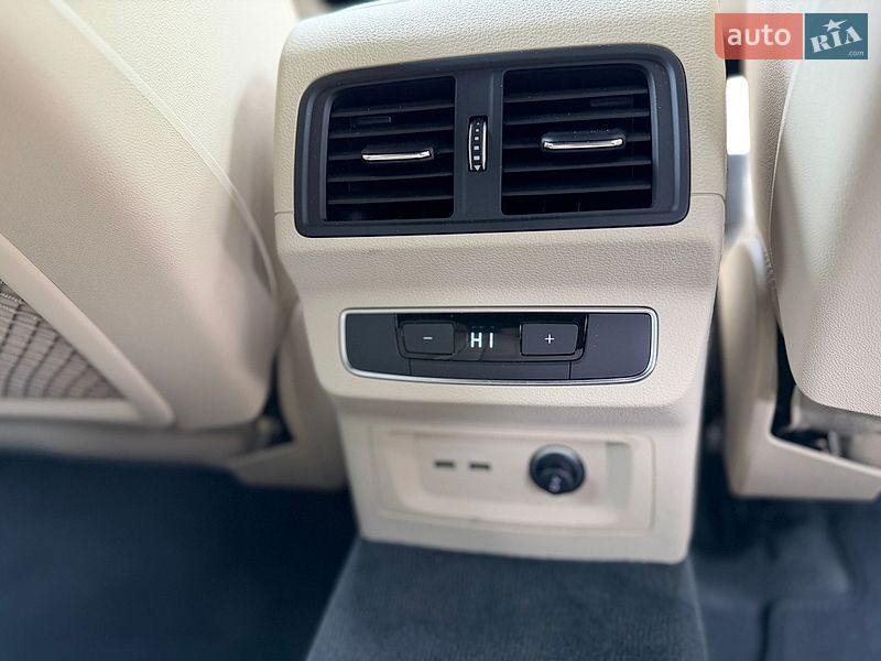 Позашляховик / Кросовер Audi Q5 2024 в Києві