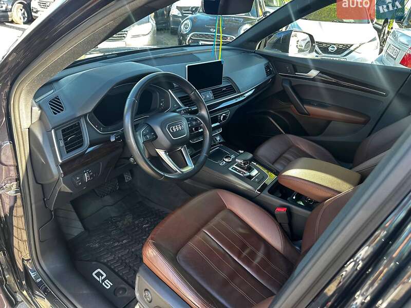Позашляховик / Кросовер Audi Q5 2018 в Одесі фото 26 Позашляховик / Кросовер Audi Q5 2018 в Одесі