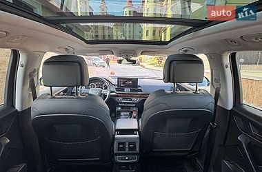 Внедорожник / Кроссовер Audi Q5 2023 в Киеве