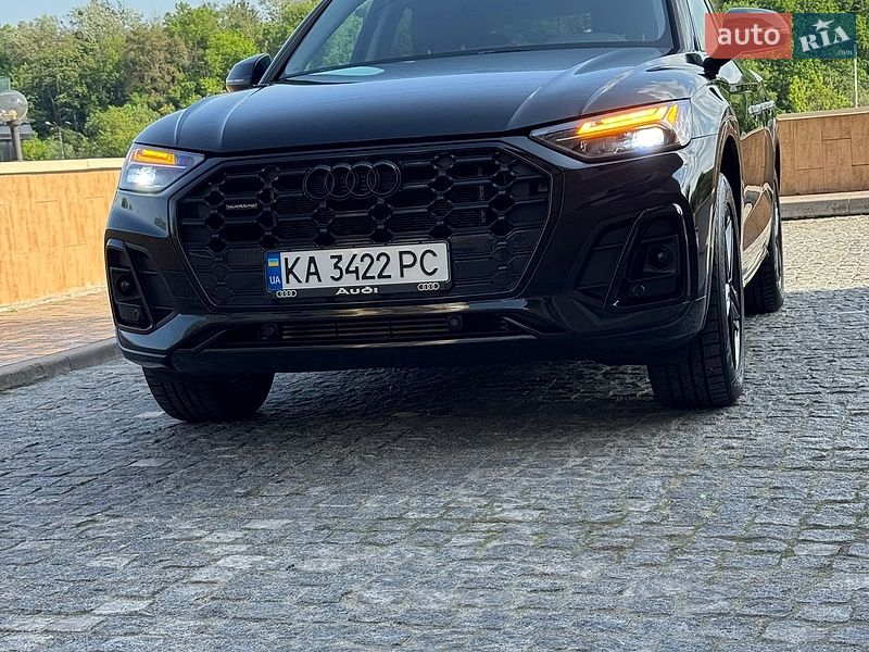 Внедорожник / Кроссовер Audi Q5 2023 в Киеве
