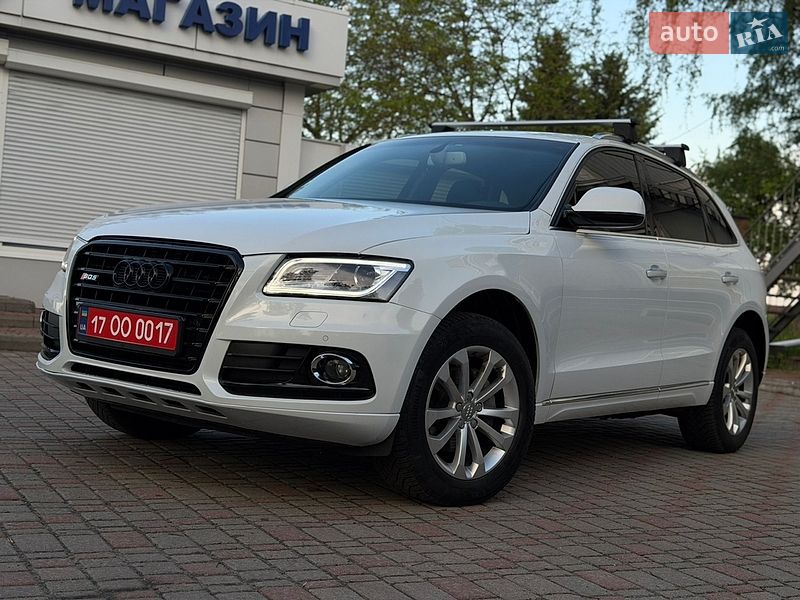 Позашляховик / Кросовер Audi Q5 2017 в Лубнах