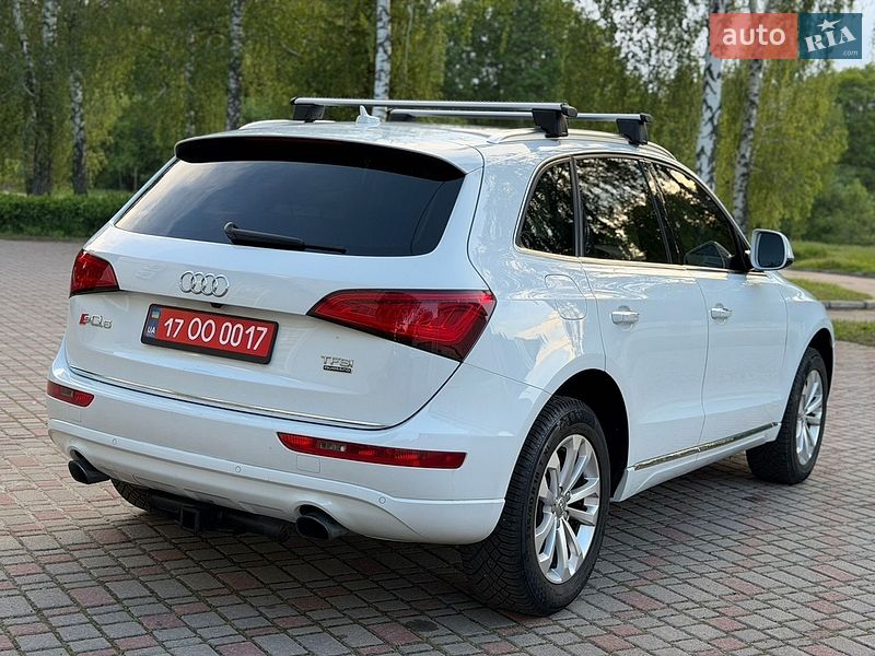 Позашляховик / Кросовер Audi Q5 2017 в Лубнах