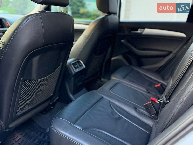 Позашляховик / Кросовер Audi Q5 2017 в Лубнах